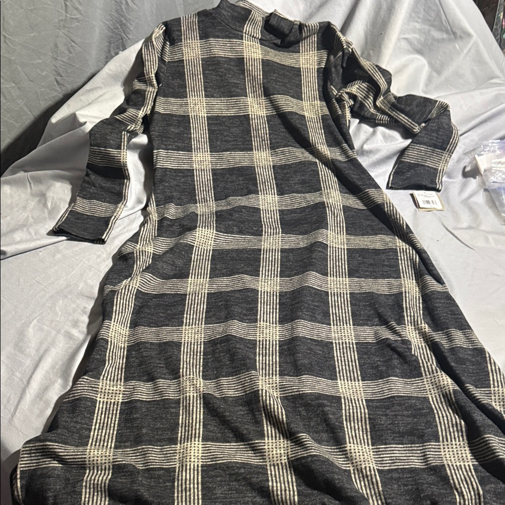 Danny & Nicole Black and Cream Checkered Long Sleeve Dress